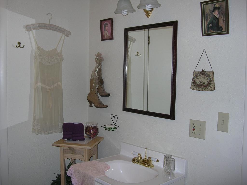 Angels' Keep Bed & Breakfast Cody Bagian luar foto